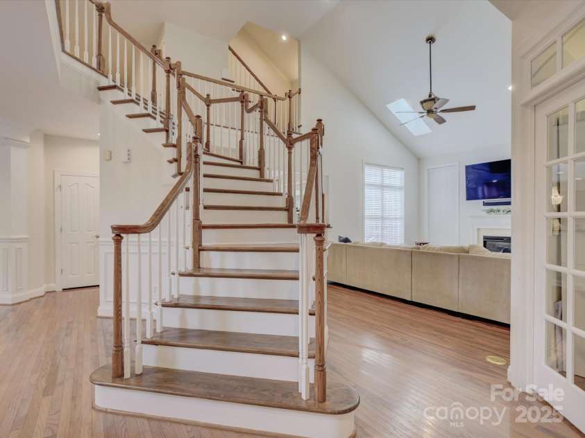 8200 Sturminster Drive, Waxhaw, NC 28173.  MLS# CAR4316665, YatesRealty ID 6003. 