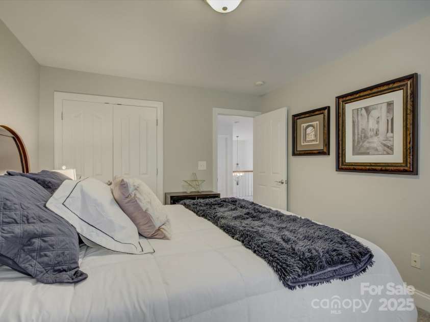 8200 Sturminster Drive, Waxhaw, NC 28173.  MLS# CAR4316665, YatesRealty ID 6003. 