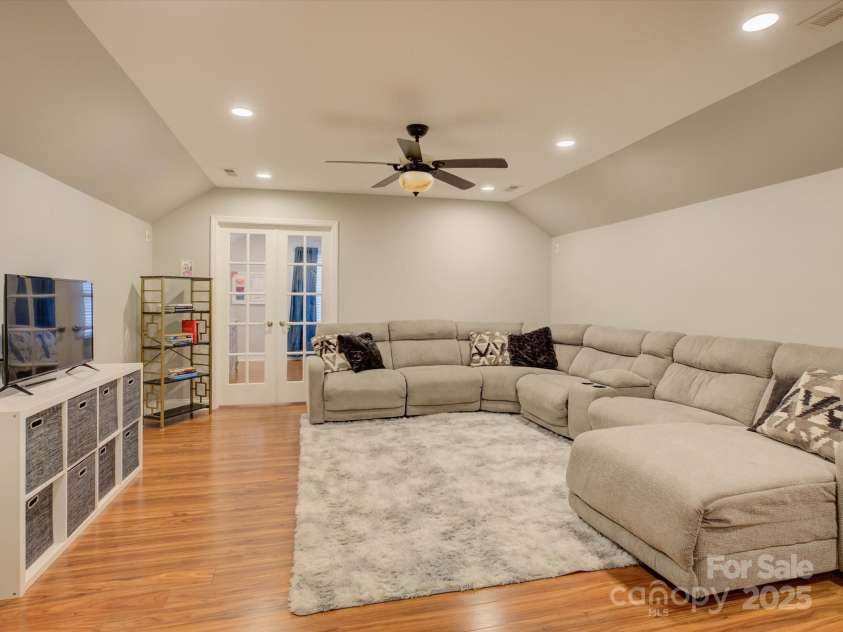 8200 Sturminster Drive, Waxhaw, NC 28173.  MLS# CAR4316665, YatesRealty ID 6003. 