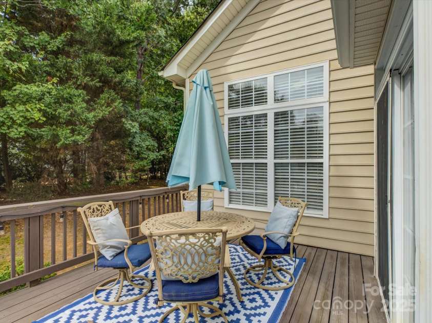 8200 Sturminster Drive, Waxhaw, NC 28173.  MLS# CAR4316665, YatesRealty ID 6003. 