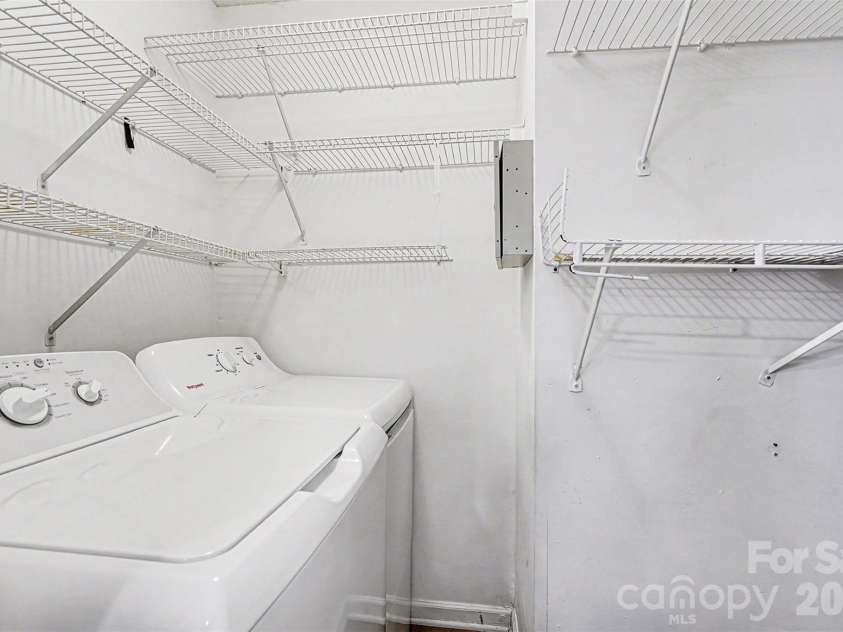 1825 Birch Heights Court, Charlotte, NC 28213.  MLS# CAR4332551, YatesRealty ID 6004. Laundry