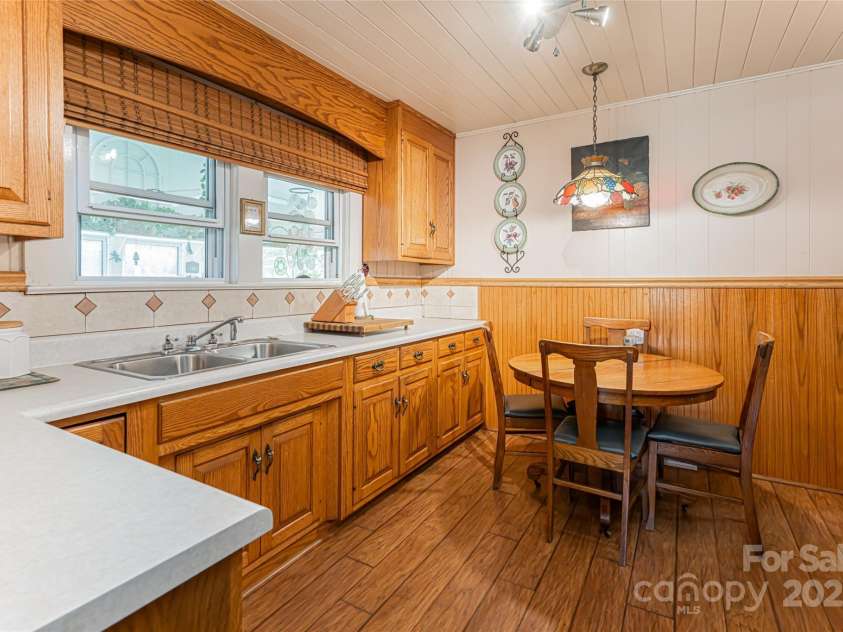 338 Morgan Road, Candler, NC 28715.  MLS# CAR4224621, YatesRealty ID 6004. 