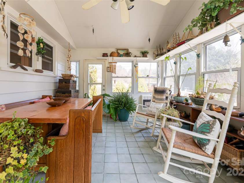 338 Morgan Road, Candler, NC 28715.  MLS# CAR4224621, YatesRealty ID 6004. 