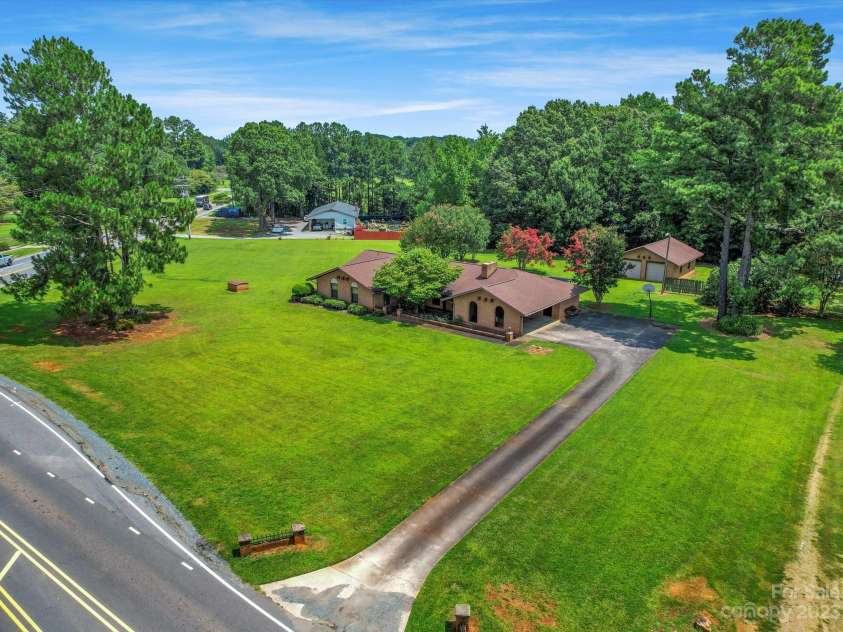13101 Phillips Road, Matthews, NC 28105.  MLS# CAR4054524, YatesRealty ID 6006. 