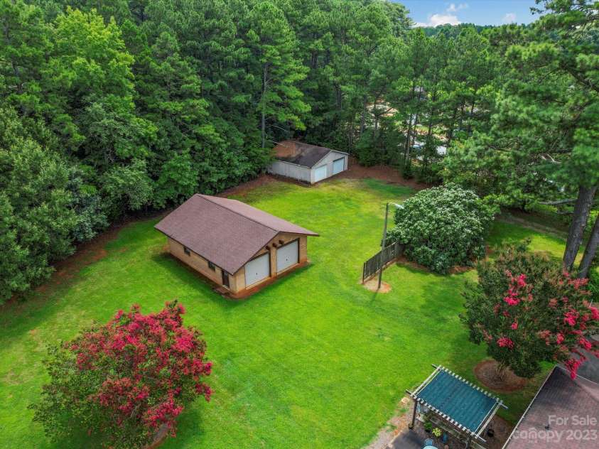 13101 Phillips Road, Matthews, NC 28105.  MLS# CAR4054524, YatesRealty ID 6006. 