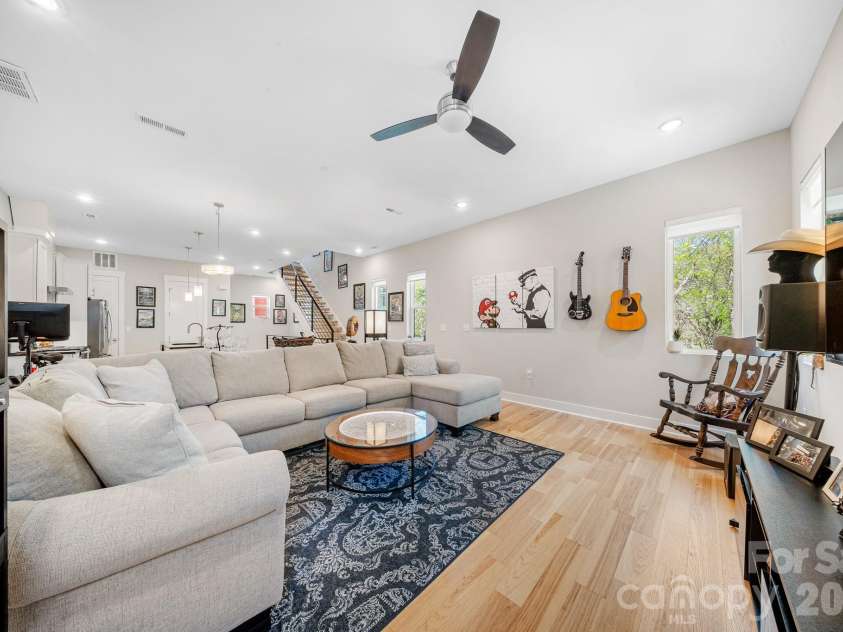 1115 Greenleaf Avenue, Charlotte, NC 28202.  MLS# CAR4248840, YatesRealty ID 6007. Upper Floor Living/Dining/Kitchen