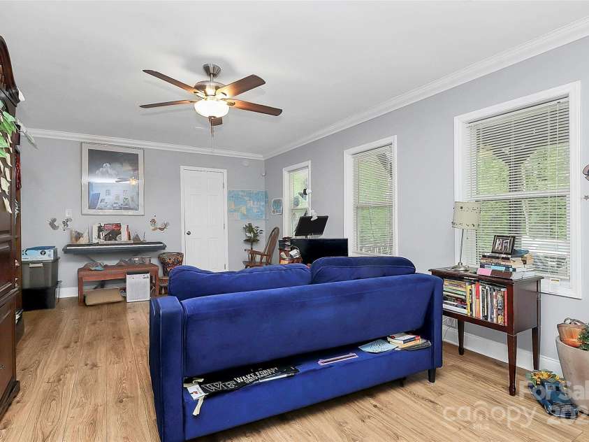 8301 Washington Boulevard, Charlotte, NC 28262.  MLS# CAR4242848, YatesRealty ID 6007. 