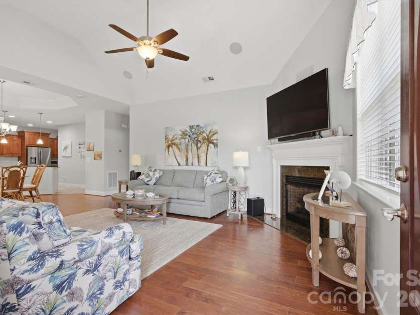 8310 Glacier Drive, Denver, NC 28037.  MLS# CAR4414884, YatesRealty ID 6008. 