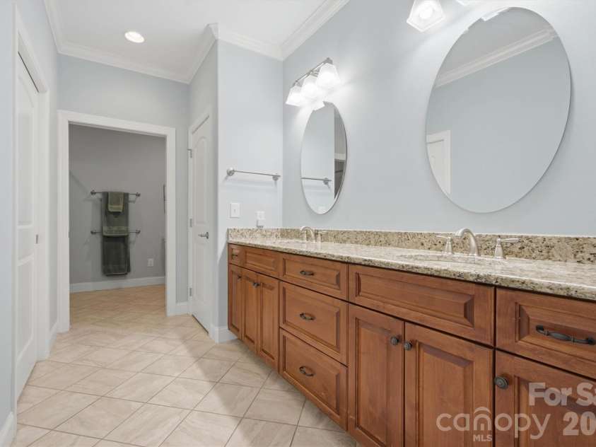 8310 Glacier Drive, Denver, NC 28037.  MLS# CAR4414884, YatesRealty ID 6008. 