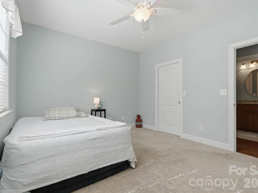 8310 Glacier Drive, Denver, NC 28037.  MLS# CAR4414884, YatesRealty ID 6008. 