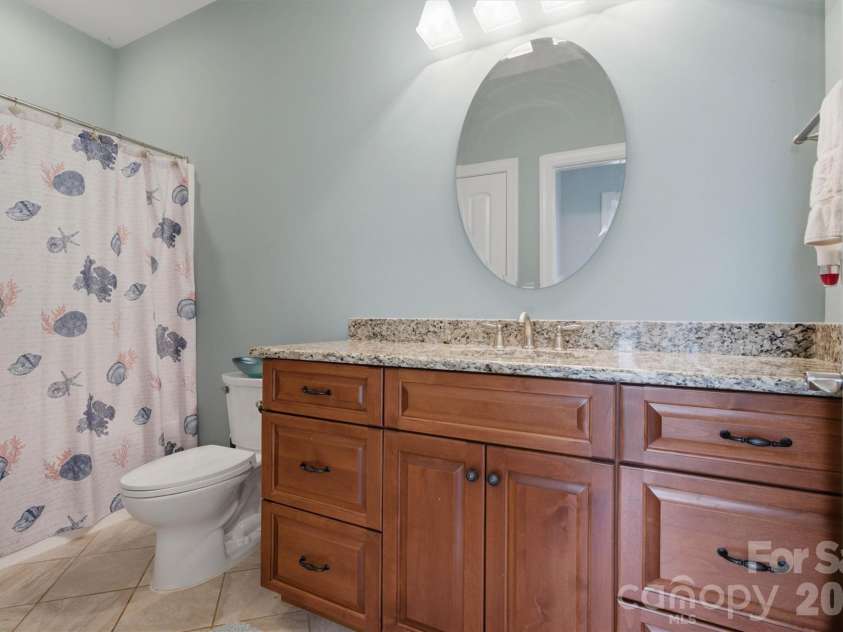 8310 Glacier Drive, Denver, NC 28037.  MLS# CAR4414884, YatesRealty ID 6008. 