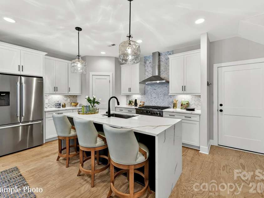 301 Gardner Avenue, Charlotte, NC 28208.  MLS# CAR4269719, YatesRealty ID 6009. 