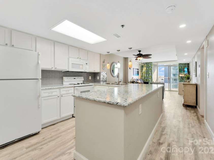 161 SeaWatch Drive, Myrtle Beach, SC 29572.  MLS# CAR4131442, YatesRealty ID 601. 