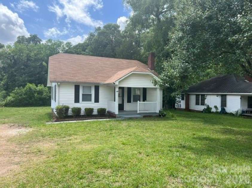 691 Harris Street, Concord, NC 28025.  MLS# CAR4385532, YatesRealty ID 6014. 