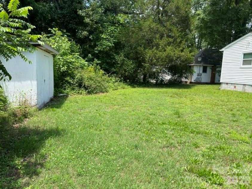 691 Harris Street, Concord, NC 28025.  MLS# CAR4385532, YatesRealty ID 6014. 