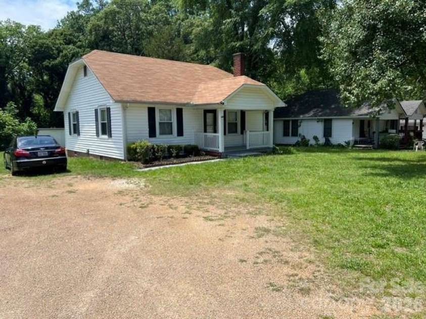 691 Harris Street, Concord, NC 28025.  MLS# CAR4385532, YatesRealty ID 6014. 