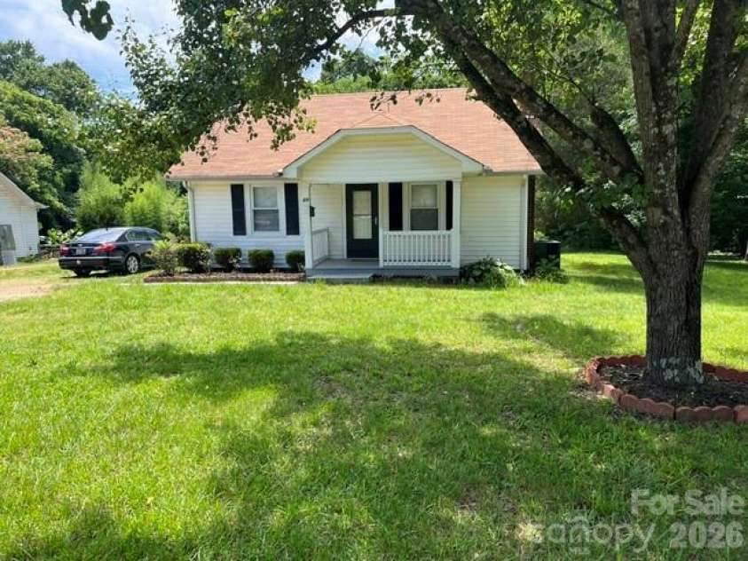 691 Harris Street, Concord, NC 28025.  MLS# CAR4385532, YatesRealty ID 6014. 