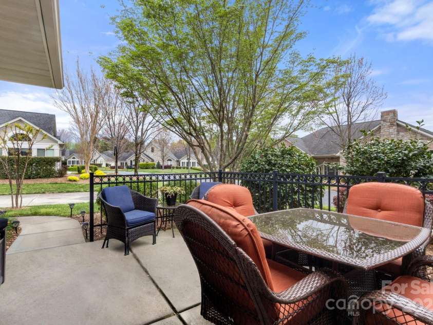 744 Ledgestone Court, Tega Cay, SC 29708.  MLS# CAR4241138, YatesRealty ID 6015. 