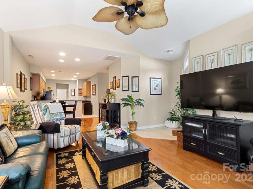 744 Ledgestone Court, Tega Cay, SC 29708.  MLS# CAR4241138, YatesRealty ID 6015. 