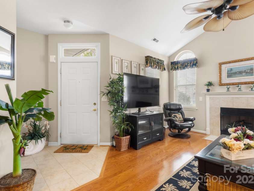 744 Ledgestone Court, Tega Cay, SC 29708.  MLS# CAR4241138, YatesRealty ID 6015. 