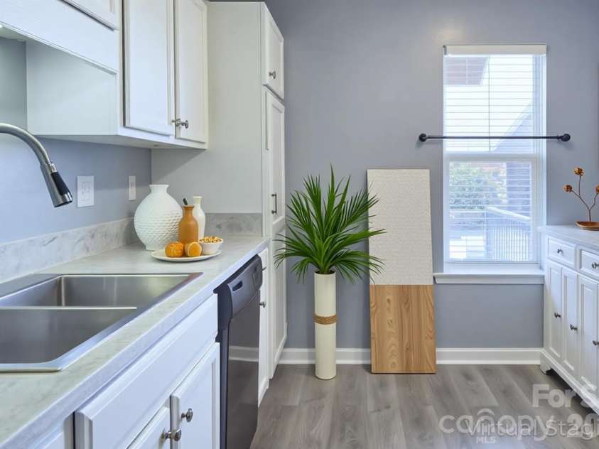 1104 Deermouse Way, Hendersonville, NC 28792.  MLS# CAR4296698, YatesRealty ID 6018. Kitchen - virtually staged