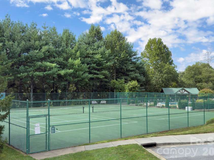 1104 Deermouse Way, Hendersonville, NC 28792.  MLS# CAR4296698, YatesRealty ID 6018. Tennis courts