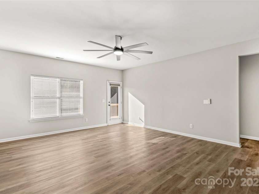 124 Zolder Lane, Mooresville, NC 28117.  MLS# CAR4213674, YatesRealty ID 6019. 