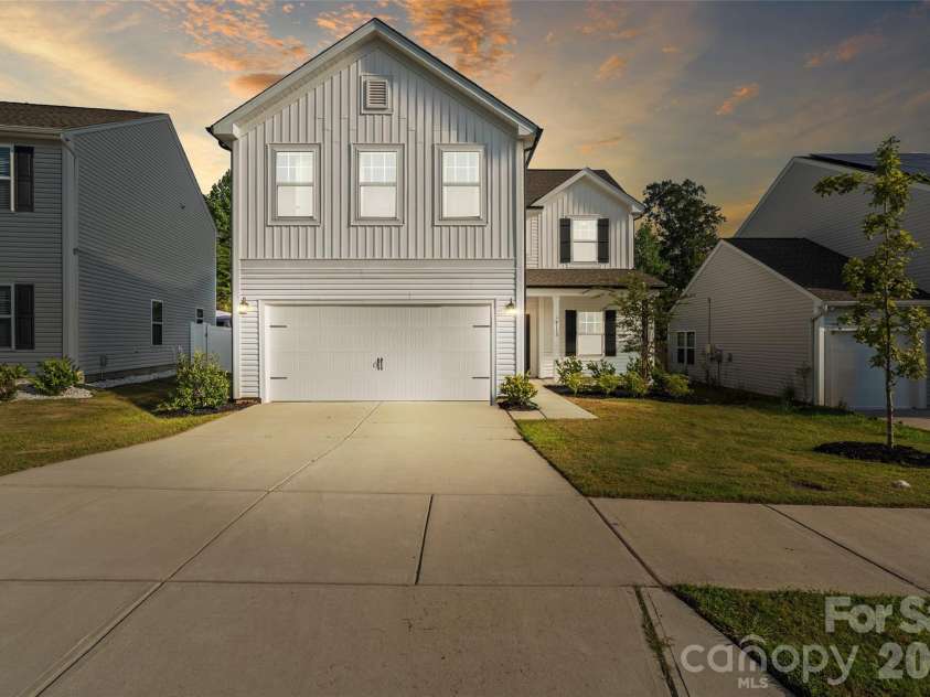 5113 Arbordale Way, Mount Holly, NC 28120.  MLS# CAR4294458, YatesRealty ID 6019. 
