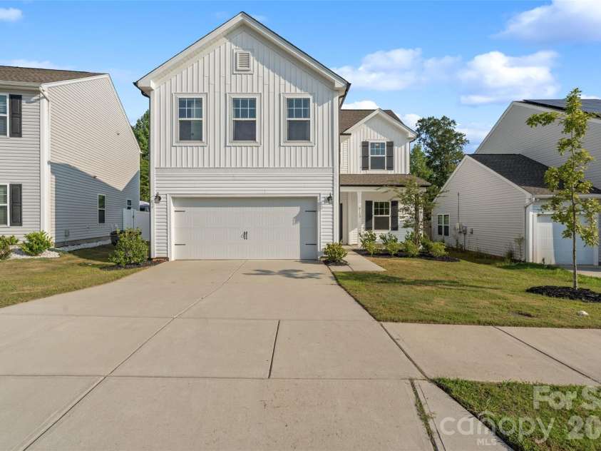 5113 Arbordale Way, Mount Holly, NC 28120.  MLS# CAR4294458, YatesRealty ID 6019. 