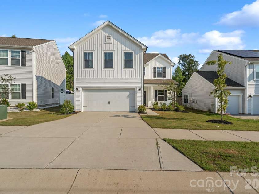 5113 Arbordale Way, Mount Holly, NC 28120.  MLS# CAR4294458, YatesRealty ID 6019. 