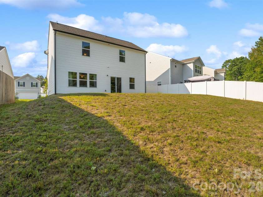 5113 Arbordale Way, Mount Holly, NC 28120.  MLS# CAR4294458, YatesRealty ID 6019. 