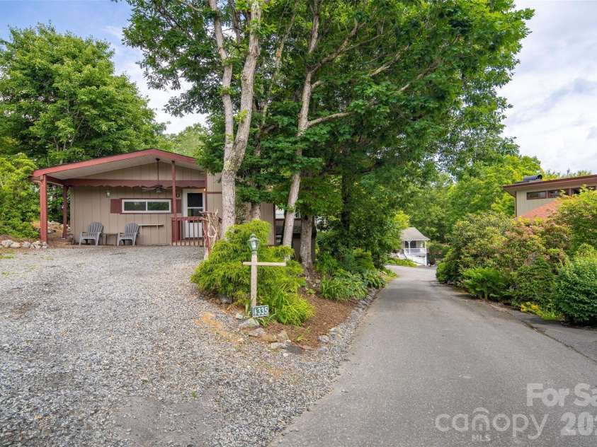 335 Snowshoe Loop, Newland, NC 28657.  MLS# CAR4399483, YatesRealty ID 602. 