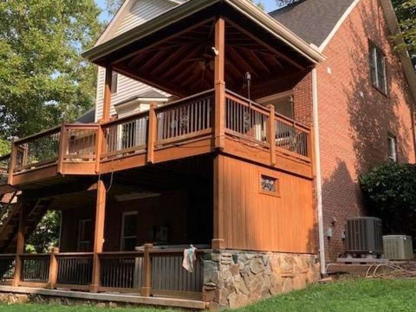 562 FOREST Drive, Wilkesboro, NC 28697.  MLS# CAR4181886, YatesRealty ID 602. 