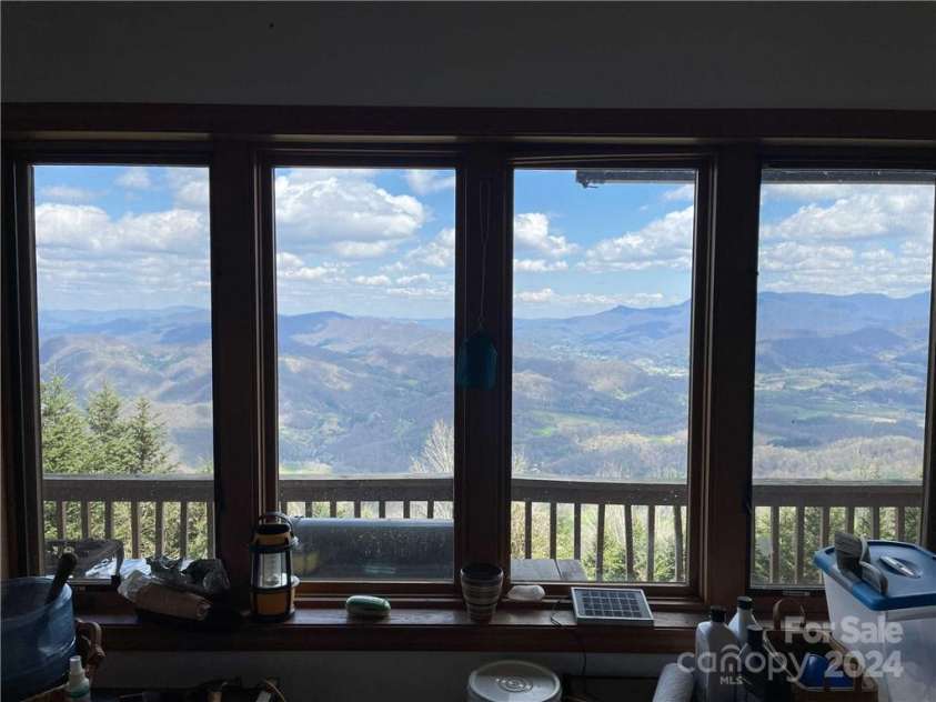 1375 Swing Road, Burnsville, NC 28714.  MLS# CAR4131042, YatesRealty ID 6020. 