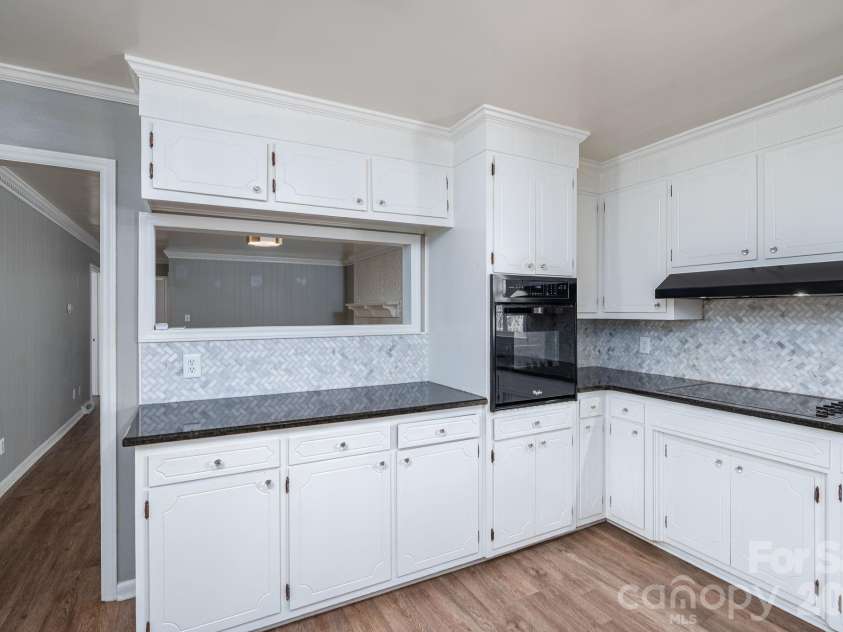 2160 Heavner Road, Lincolnton, NC 28092.  MLS# CAR4352304, YatesRealty ID 6020. 