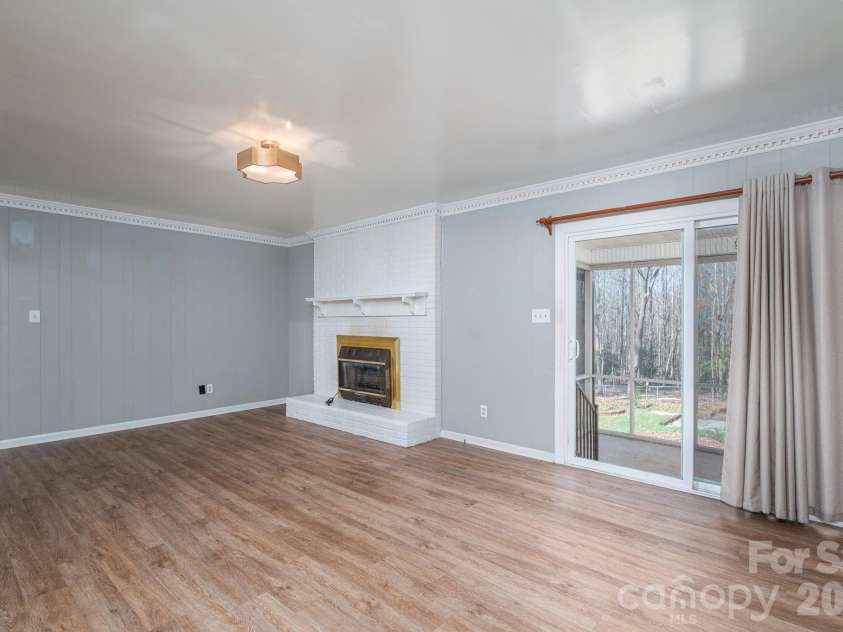 2160 Heavner Road, Lincolnton, NC 28092.  MLS# CAR4352304, YatesRealty ID 6020. 