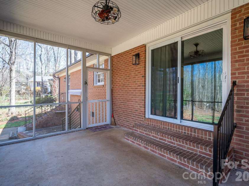 2160 Heavner Road, Lincolnton, NC 28092.  MLS# CAR4352304, YatesRealty ID 6020. 