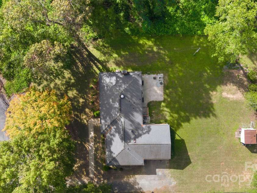1935 Berkshire Drive, Gastonia, NC 28052.  MLS# CAR4217418, YatesRealty ID 6021. 