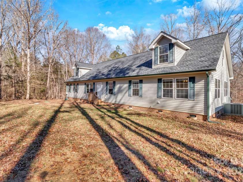 530 Ole Simpson Place, Catawba, SC 29704.  MLS# CAR4329063, YatesRealty ID 6021. 