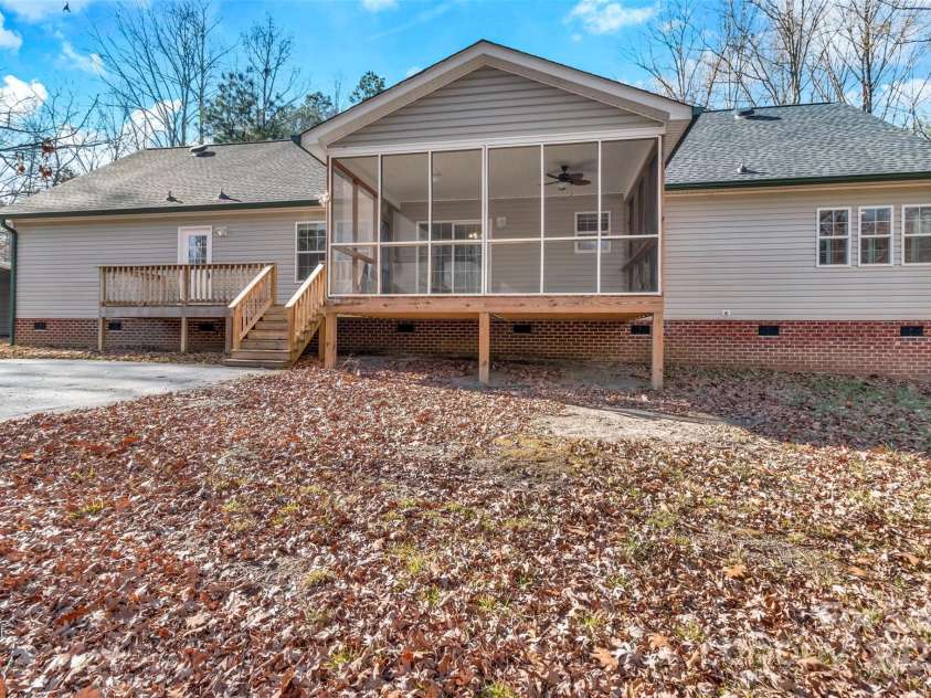 530 Ole Simpson Place, Catawba, SC 29704.  MLS# CAR4329063, YatesRealty ID 6021. Back View - Drivewayis on this side