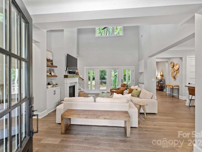 4311 Craig Avenue, Charlotte, NC 28211.  MLS# CAR4218128, YatesRealty ID 6022. 