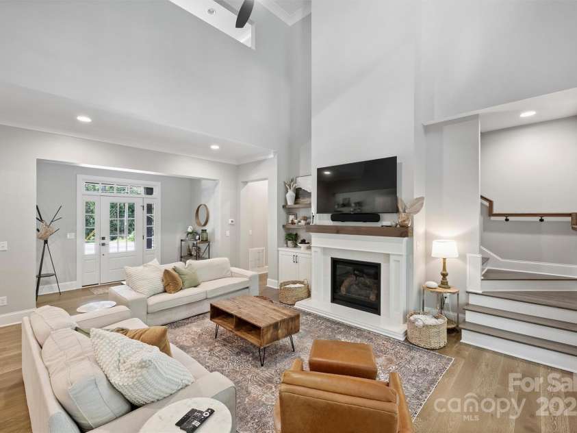 4311 Craig Avenue, Charlotte, NC 28211.  MLS# CAR4218128, YatesRealty ID 6022. 