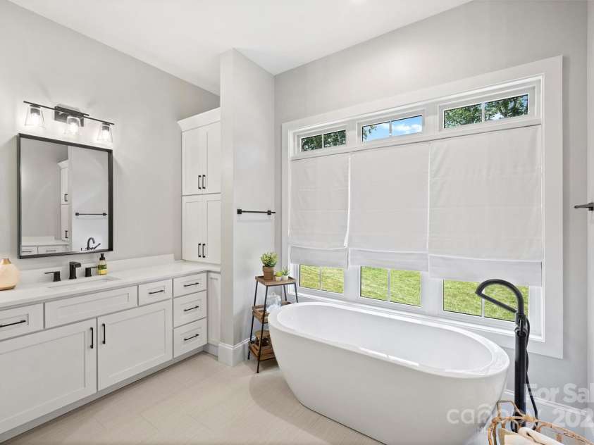 4311 Craig Avenue, Charlotte, NC 28211.  MLS# CAR4218128, YatesRealty ID 6022. 