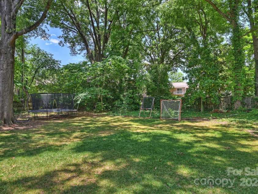 4311 Craig Avenue, Charlotte, NC 28211.  MLS# CAR4218128, YatesRealty ID 6022. 