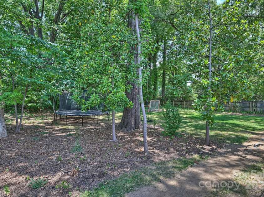 4311 Craig Avenue, Charlotte, NC 28211.  MLS# CAR4218128, YatesRealty ID 6022. 