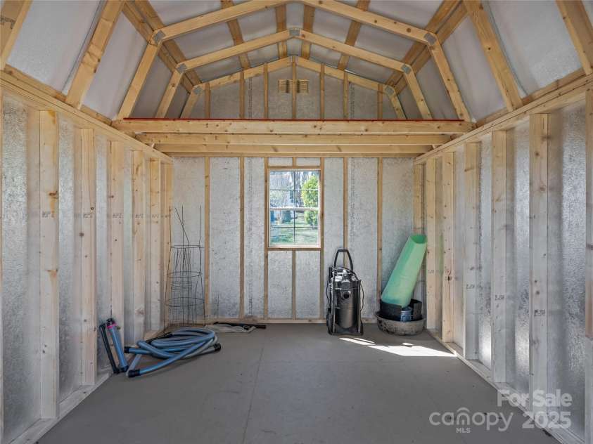 24 Stewart Street, Asheville, NC 28806.  MLS# CAR4232167, YatesRealty ID 6023. 