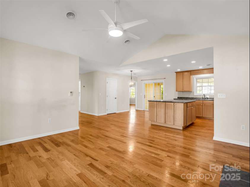 27 Cotton Creek Circle, Black Mountain, NC 28711.  MLS# CAR4244559, YatesRealty ID 6024. 