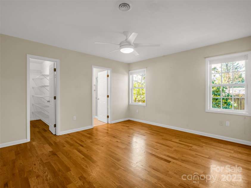 27 Cotton Creek Circle, Black Mountain, NC 28711.  MLS# CAR4244559, YatesRealty ID 6024. 