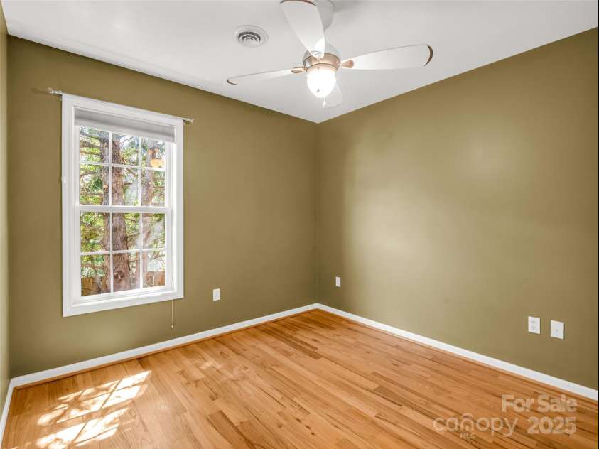 27 Cotton Creek Circle, Black Mountain, NC 28711.  MLS# CAR4244559, YatesRealty ID 6024. 