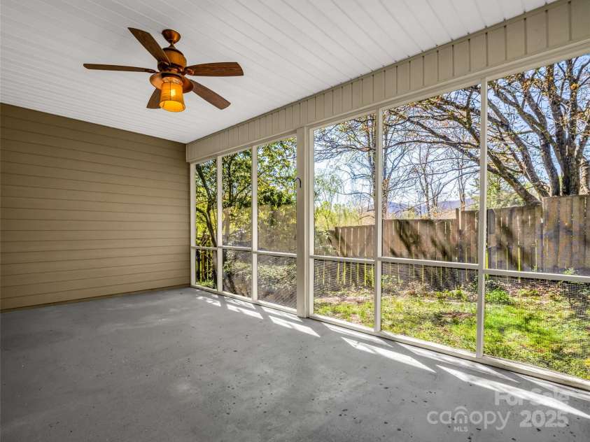 27 Cotton Creek Circle, Black Mountain, NC 28711.  MLS# CAR4244559, YatesRealty ID 6024. 